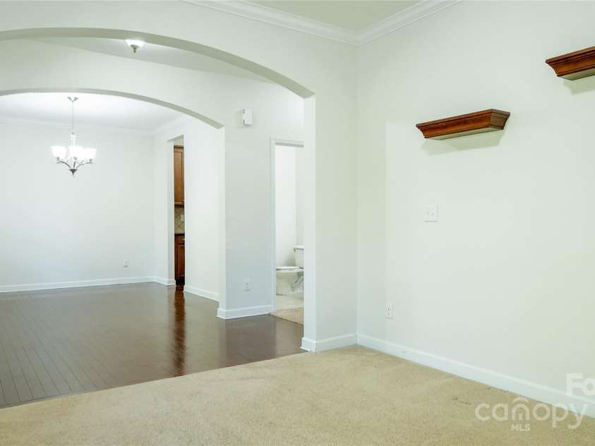 5808 Mcdowell Run Drive, Huntersville, NC 28078.  MLS# CAR4246629, YatesRealty ID 16983. 