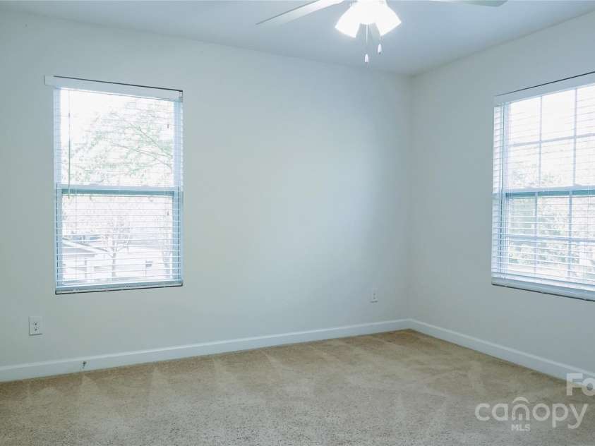 5808 Mcdowell Run Drive, Huntersville, NC 28078.  MLS# CAR4246629, YatesRealty ID 16983. 