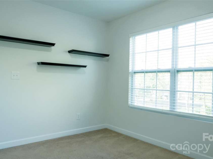 5808 Mcdowell Run Drive, Huntersville, NC 28078.  MLS# CAR4246629, YatesRealty ID 16983. 