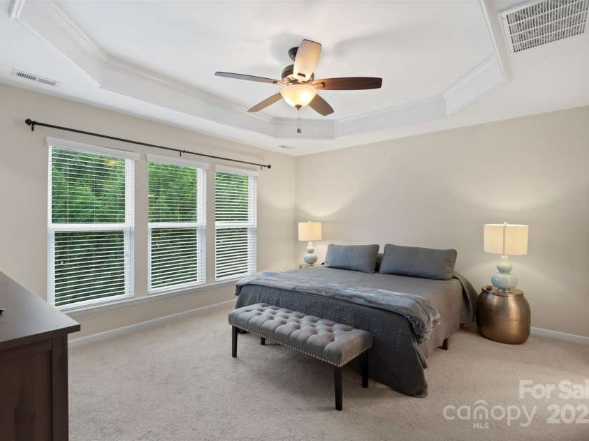 4278 Park South Station Boulevard, Charlotte, NC 28210.  MLS# CAR4263569, YatesRealty ID 16984. 