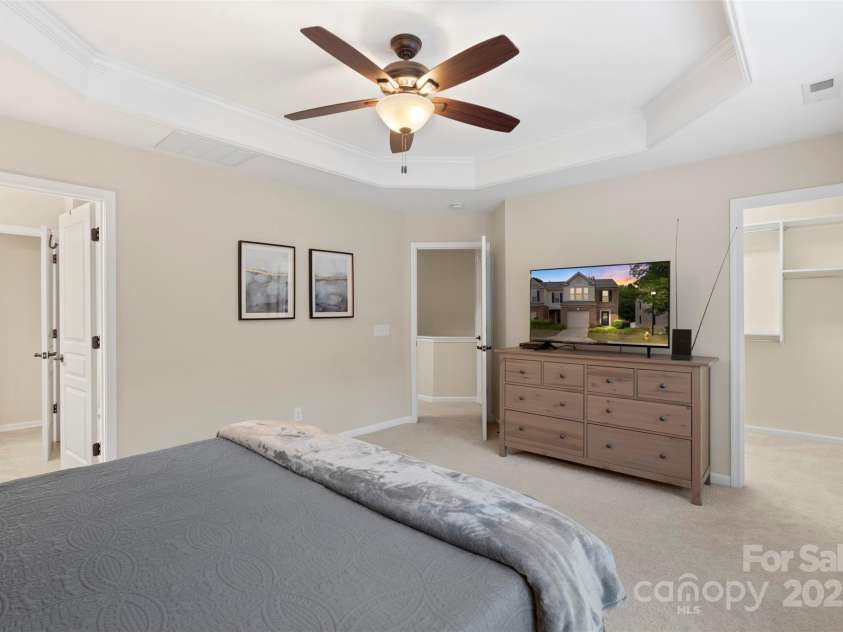 4278 Park South Station Boulevard, Charlotte, NC 28210.  MLS# CAR4263569, YatesRealty ID 16984. 