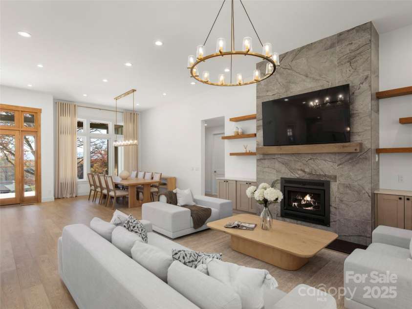 10 Slate Drive, Candler, NC 28715.  MLS# CAR4319309, YatesRealty ID 16985. 