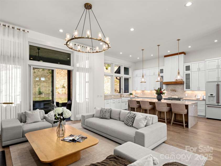 10 Slate Drive, Candler, NC 28715.  MLS# CAR4319309, YatesRealty ID 16985. 