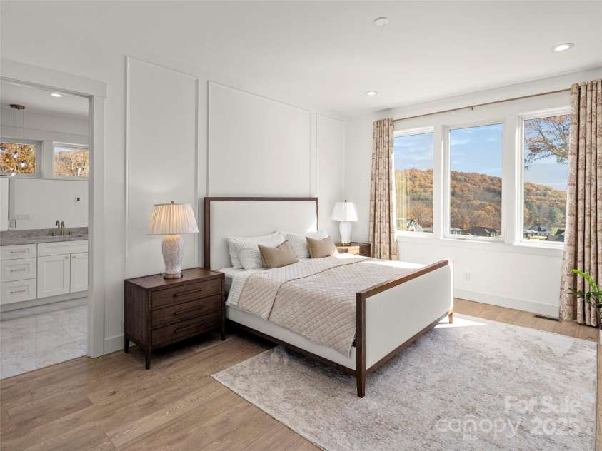 10 Slate Drive, Candler, NC 28715.  MLS# CAR4319309, YatesRealty ID 16985. 