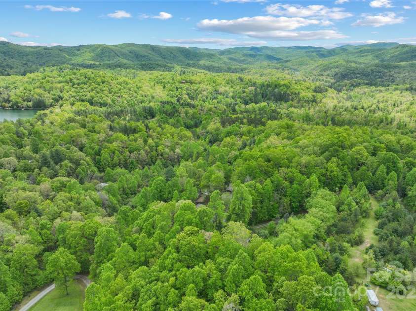 260 Cotton Top Drive, Brevard, NC 28712.  MLS# CAR4255861, YatesRealty ID 16986. 