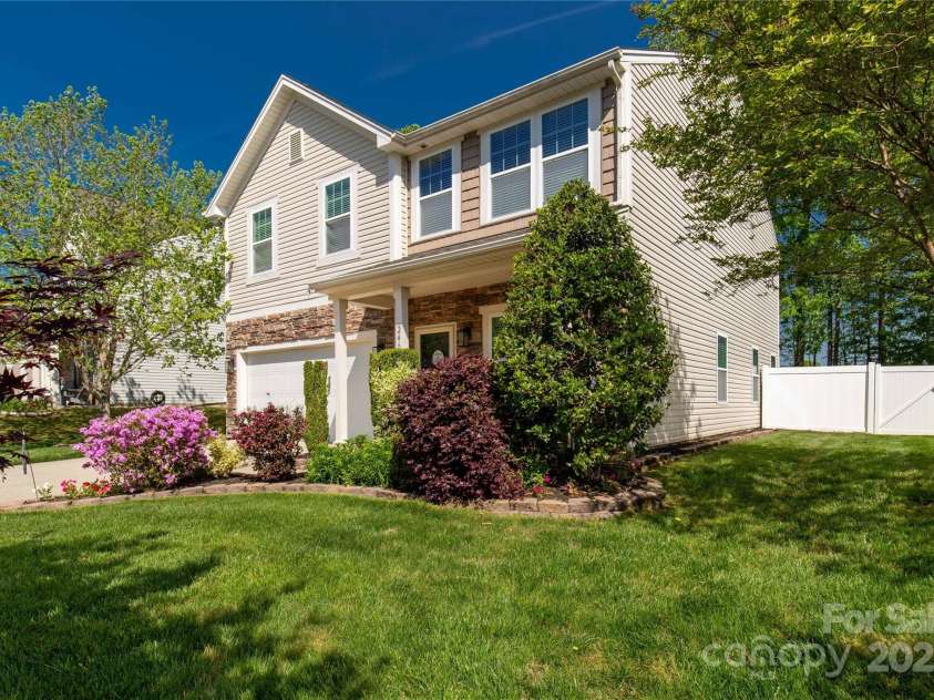 246 Mallard Head Drive, Rock Hill, SC 29732.  MLS# CAR4249698, YatesRealty ID 16988. 