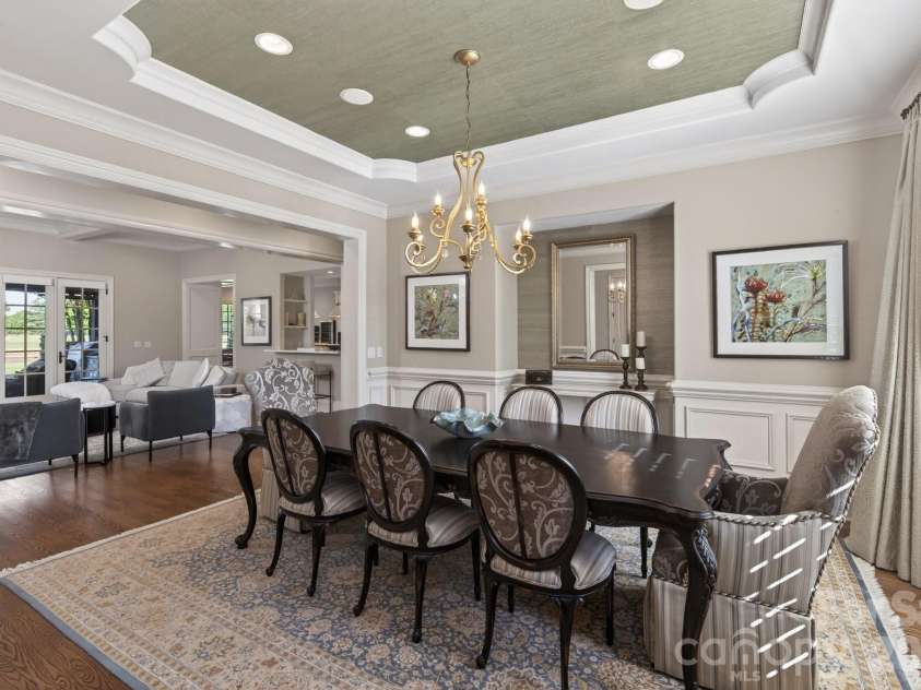 306 Royal Crescent Lane, Waxhaw, NC 28173.  MLS# CAR4373938, YatesRealty ID 16988. Open floorplan with golf course views from dining room too.