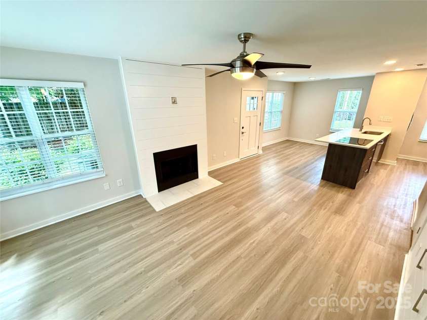1519 Briar Creek Road, Charlotte, NC 28205.  MLS# CAR4265364, YatesRealty ID 16989. 