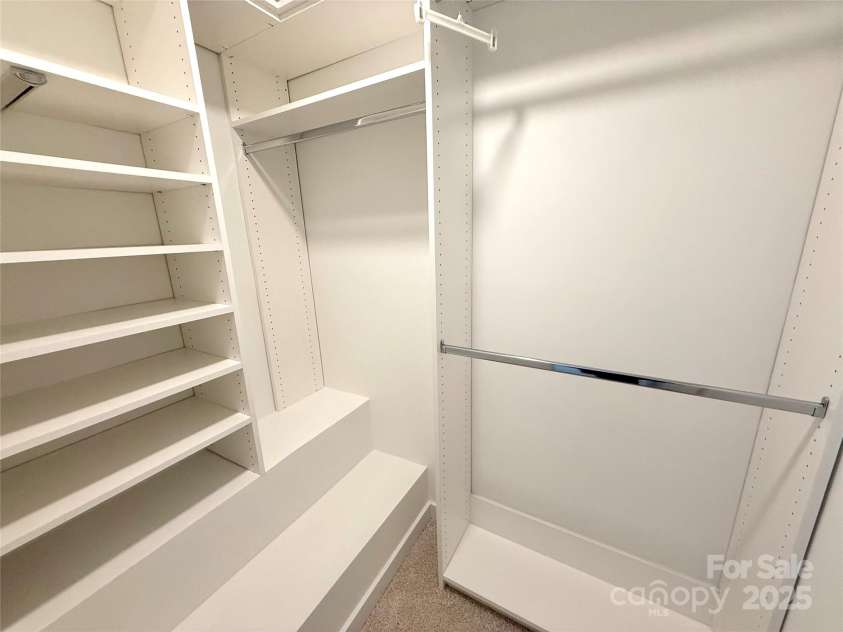 1519 Briar Creek Road, Charlotte, NC 28205.  MLS# CAR4265364, YatesRealty ID 16989. 