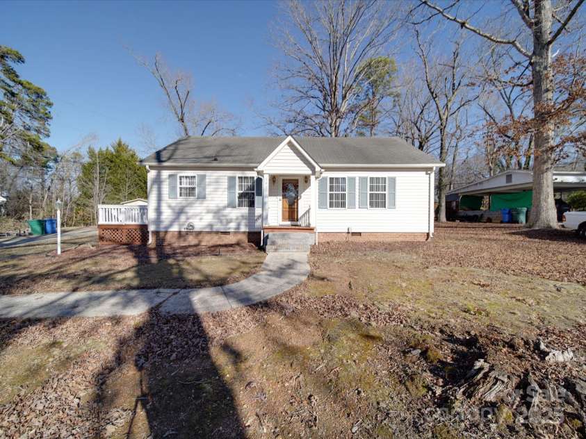 141 Linwood Drive, Albemarle, NC 28001.  MLS# CAR4218154, YatesRealty ID 1699. 