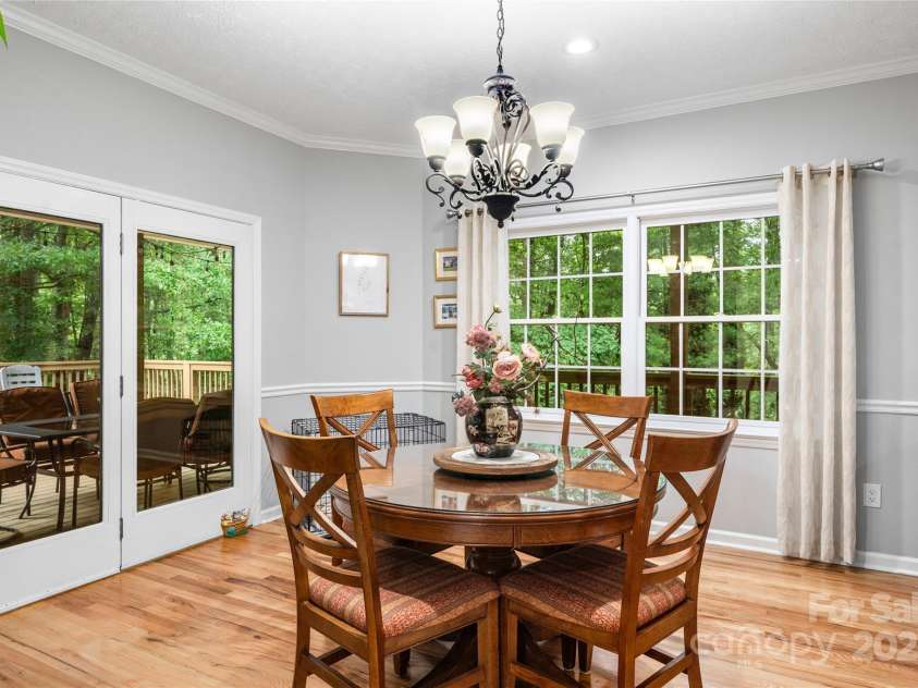 148 Broyles Road, Hendersonville, NC 28791.  MLS# CAR4249283, YatesRealty ID 16990. 