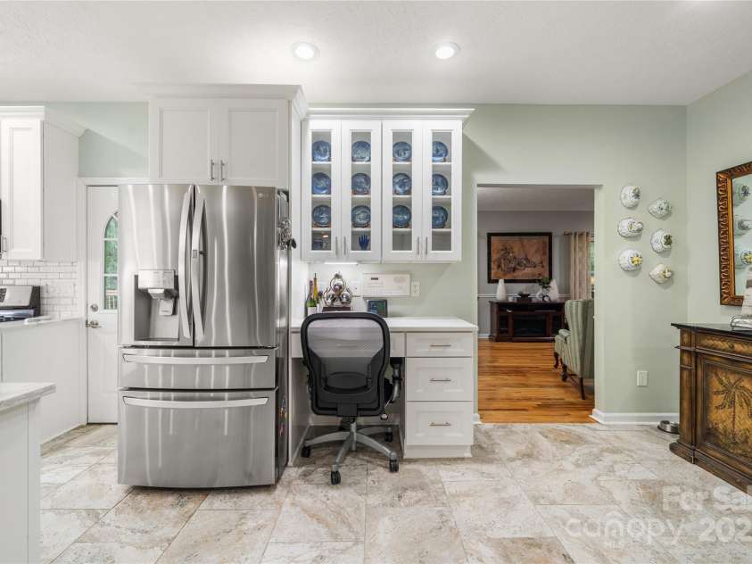 148 Broyles Road, Hendersonville, NC 28791.  MLS# CAR4249283, YatesRealty ID 16990. 