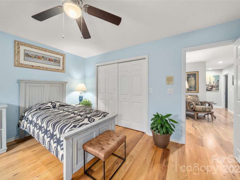 148 Broyles Road, Hendersonville, NC 28791.  MLS# CAR4249283, YatesRealty ID 16990. 