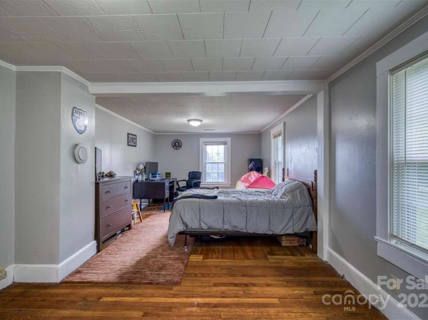 175 Duke Street, Granite Falls, NC 28630.  MLS# CAR4263055, YatesRealty ID 16991. 