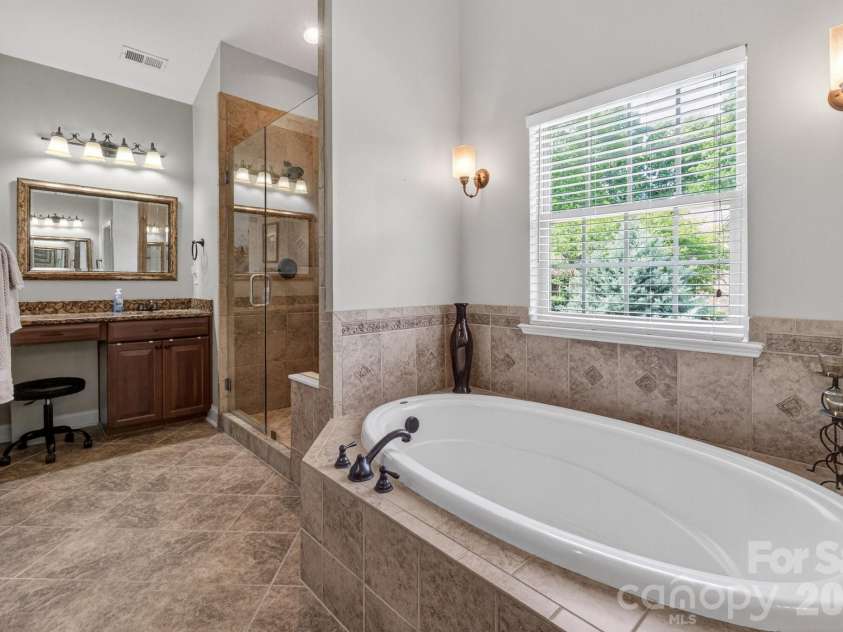 7835 Sand Trap Lane, Stanley, NC 28164.  MLS# CAR4372005, YatesRealty ID 16991. 