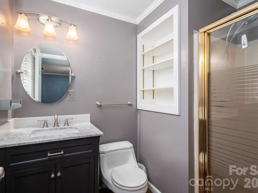 5519 Dallas High Shoals Highway, Dallas, NC 28034.  MLS# CAR4370698, YatesRealty ID 16993. 