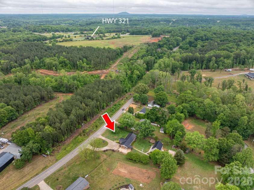 5519 Dallas High Shoals Highway, Dallas, NC 28034.  MLS# CAR4370698, YatesRealty ID 16993. 