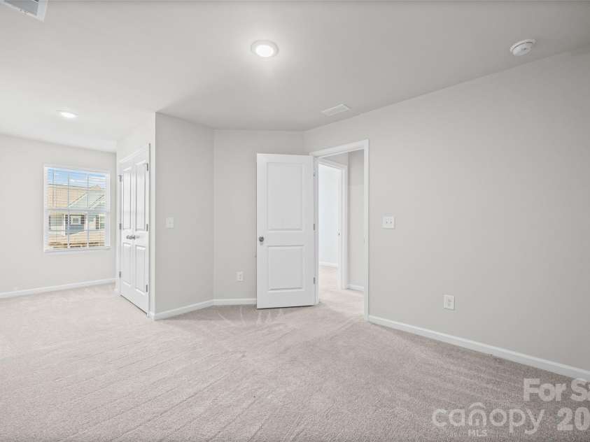 4503 Potters Wheel Drive, Fort Mill, SC 29715.  MLS# CAR4371311, YatesRealty ID 16994. 