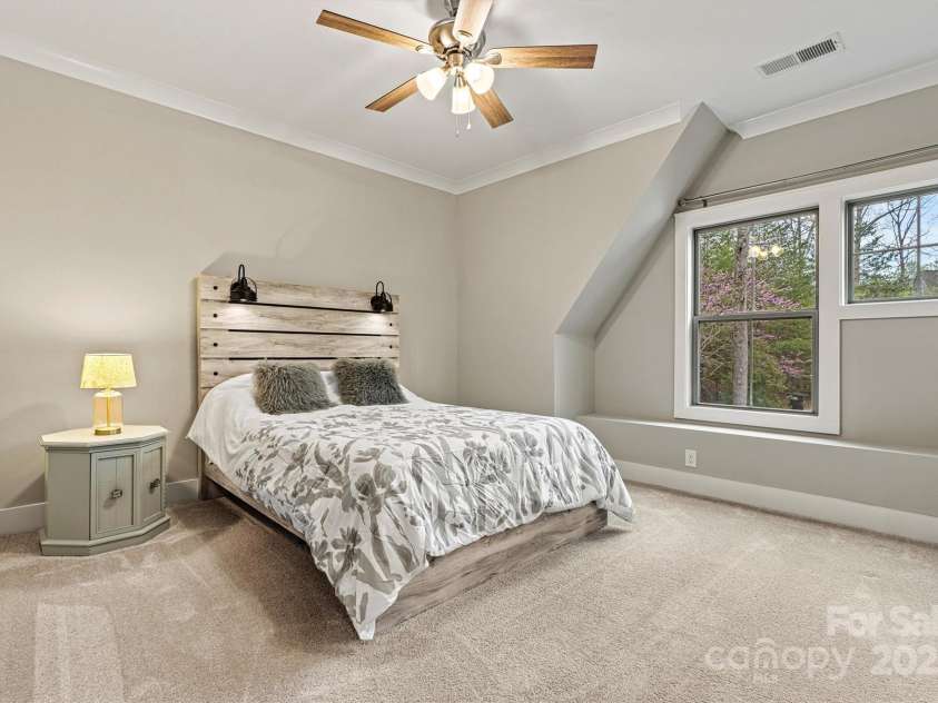 6654 Maple Spring Court, Denver, NC 28037.  MLS# CAR4242757, YatesRealty ID 16997. 