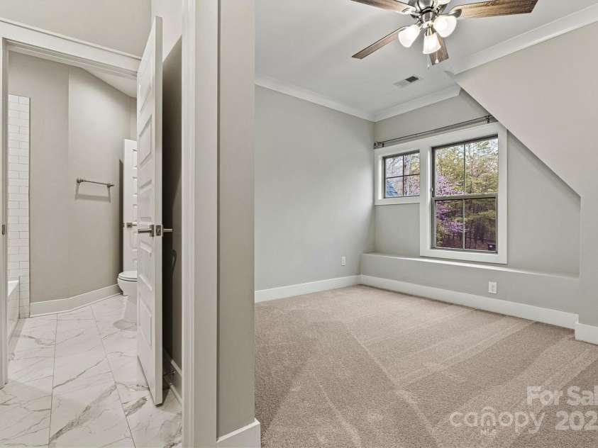 6654 Maple Spring Court, Denver, NC 28037.  MLS# CAR4242757, YatesRealty ID 16997. 