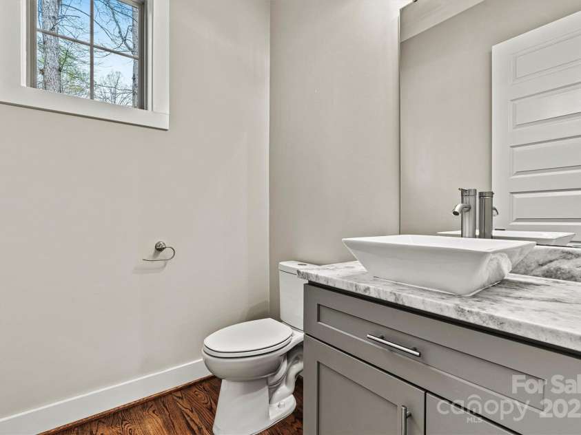 6654 Maple Spring Court, Denver, NC 28037.  MLS# CAR4242757, YatesRealty ID 16997. 