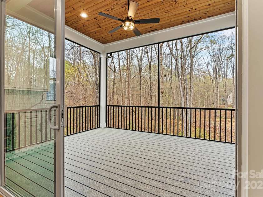 6654 Maple Spring Court, Denver, NC 28037.  MLS# CAR4242757, YatesRealty ID 16997. 