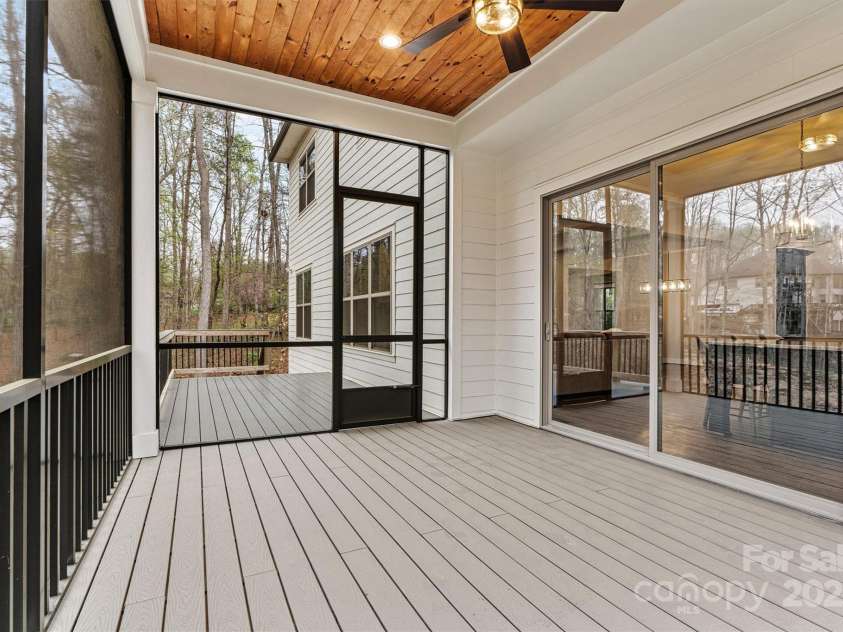 6654 Maple Spring Court, Denver, NC 28037.  MLS# CAR4242757, YatesRealty ID 16997. 