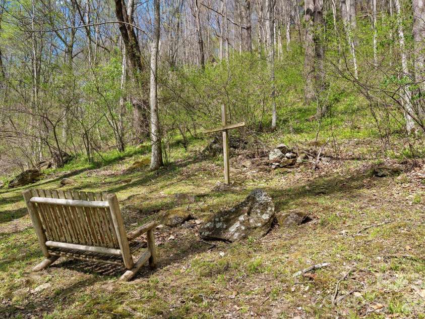 1060 Indian Camp Creek Road, Hot Springs, NC 28743.  MLS# CAR4370345, YatesRealty ID 16998. 