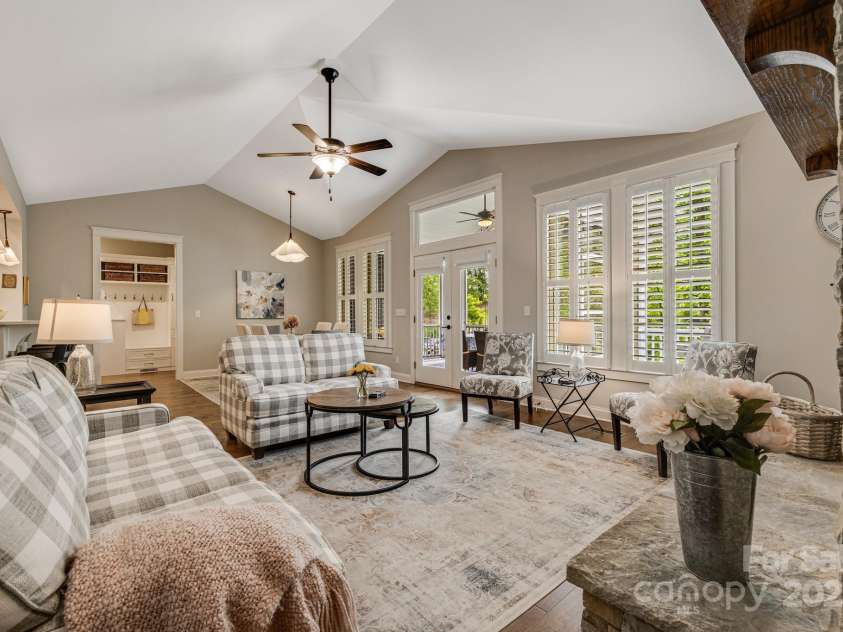 75 Balsam High Road, Biltmore Lake, NC 28715.  MLS# CAR4254780, YatesRealty ID 16998. 