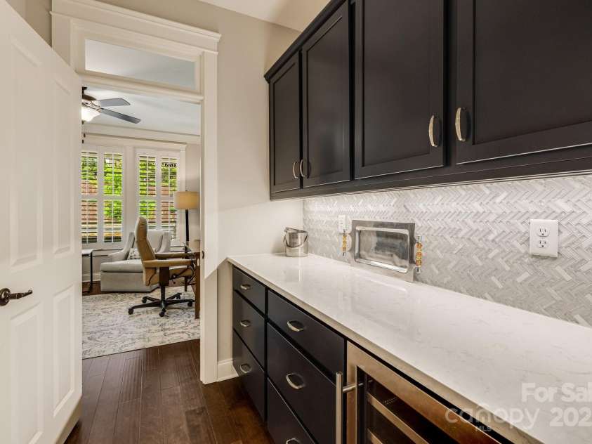 75 Balsam High Road, Biltmore Lake, NC 28715.  MLS# CAR4254780, YatesRealty ID 16998. 