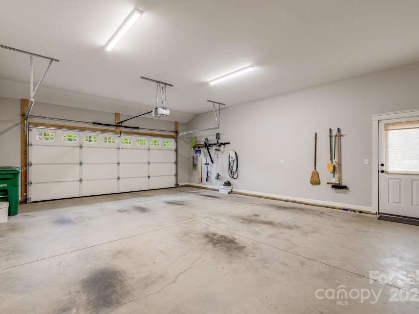 75 Balsam High Road, Biltmore Lake, NC 28715.  MLS# CAR4254780, YatesRealty ID 16998. 