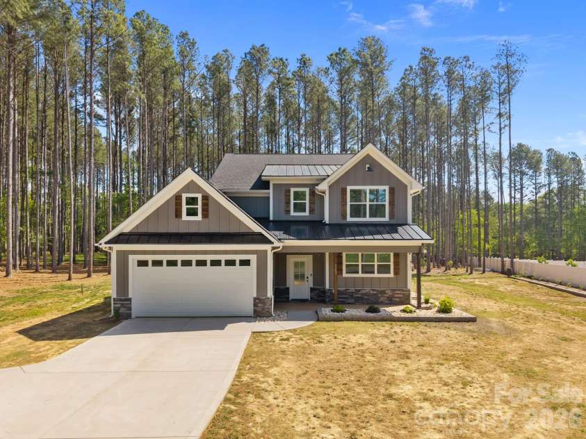 5203 Garden Gate Drive, Monroe, NC 28112.  MLS# CAR4365633, YatesRealty ID 16999. 