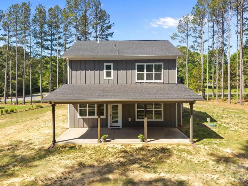 5203 Garden Gate Drive, Monroe, NC 28112.  MLS# CAR4365633, YatesRealty ID 16999. 