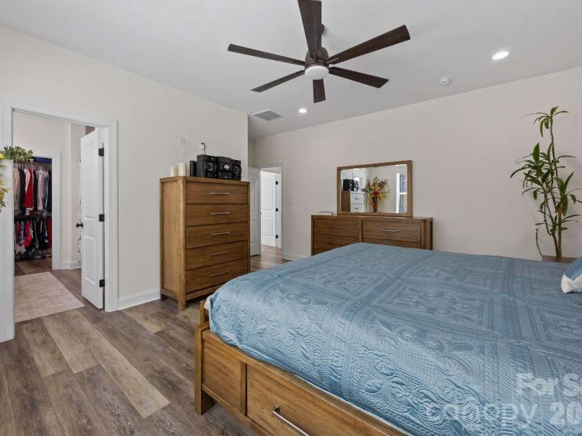 5203 Garden Gate Drive, Monroe, NC 28112.  MLS# CAR4365633, YatesRealty ID 16999. 