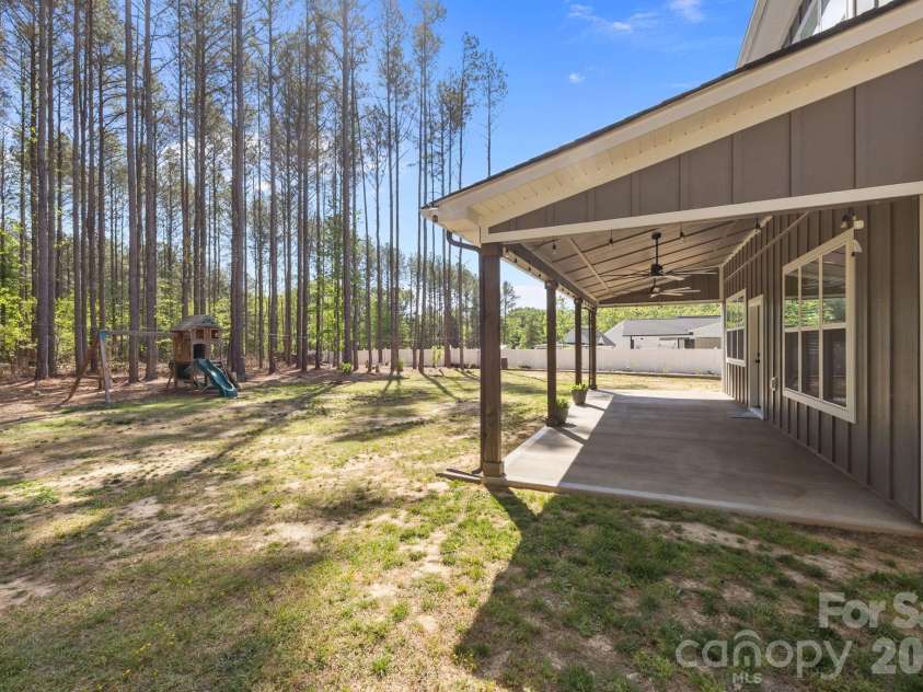5203 Garden Gate Drive, Monroe, NC 28112.  MLS# CAR4365633, YatesRealty ID 16999. 