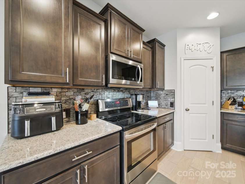 6017 Fazio Court, Harrisburg, NC 28075.  MLS# CAR4265917, YatesRealty ID 16999. 