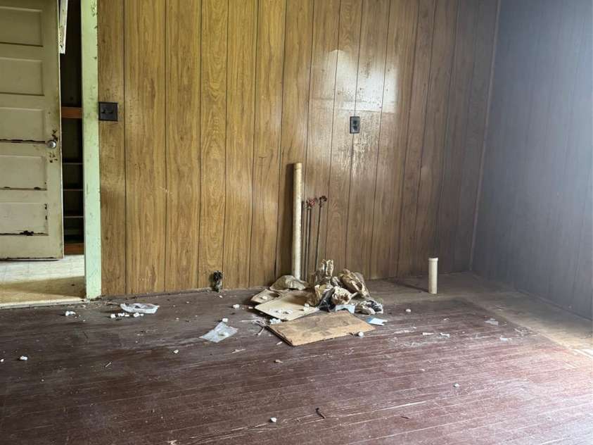 204 13th Street, Belmont, NC 28012.  MLS# CAR4257647, YatesRealty ID 17. 