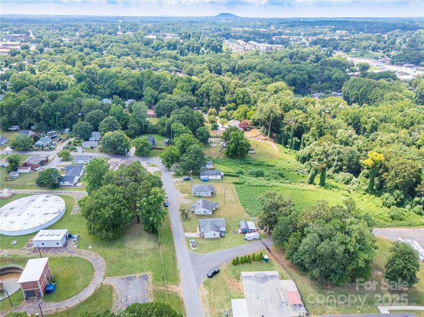 204 13th Street, Belmont, NC 28012.  MLS# CAR4257647, YatesRealty ID 17. 