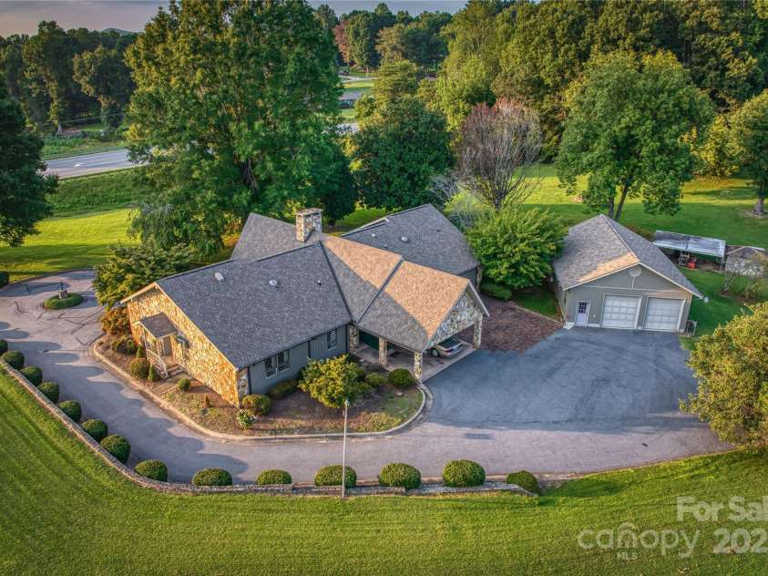 2505 Morganton Boulevard, Lenoir, NC 28645.  MLS# CAR4275893, YatesRealty ID 170. 