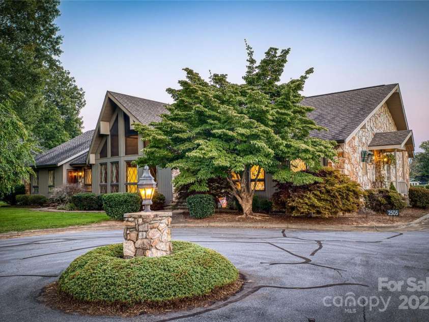 2505 Morganton Boulevard, Lenoir, NC 28645.  MLS# CAR4275893, YatesRealty ID 170. 