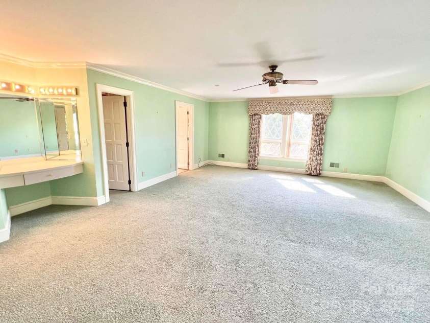 2505 Morganton Boulevard, Lenoir, NC 28645.  MLS# CAR4275893, YatesRealty ID 170. 