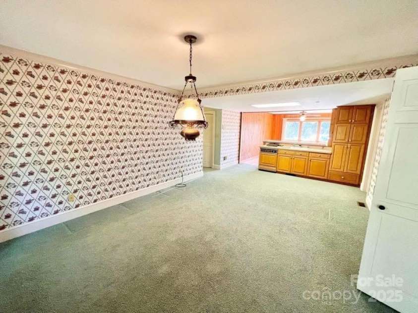 2505 Morganton Boulevard, Lenoir, NC 28645.  MLS# CAR4275893, YatesRealty ID 170. 