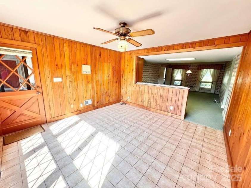 2505 Morganton Boulevard, Lenoir, NC 28645.  MLS# CAR4275893, YatesRealty ID 170. 