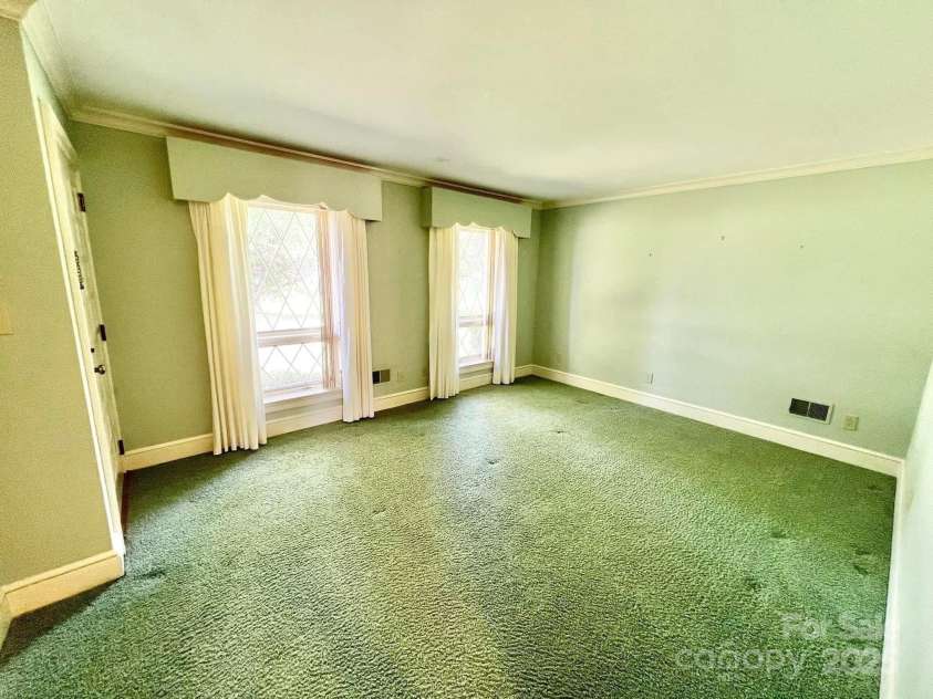 2505 Morganton Boulevard, Lenoir, NC 28645.  MLS# CAR4275893, YatesRealty ID 170. 