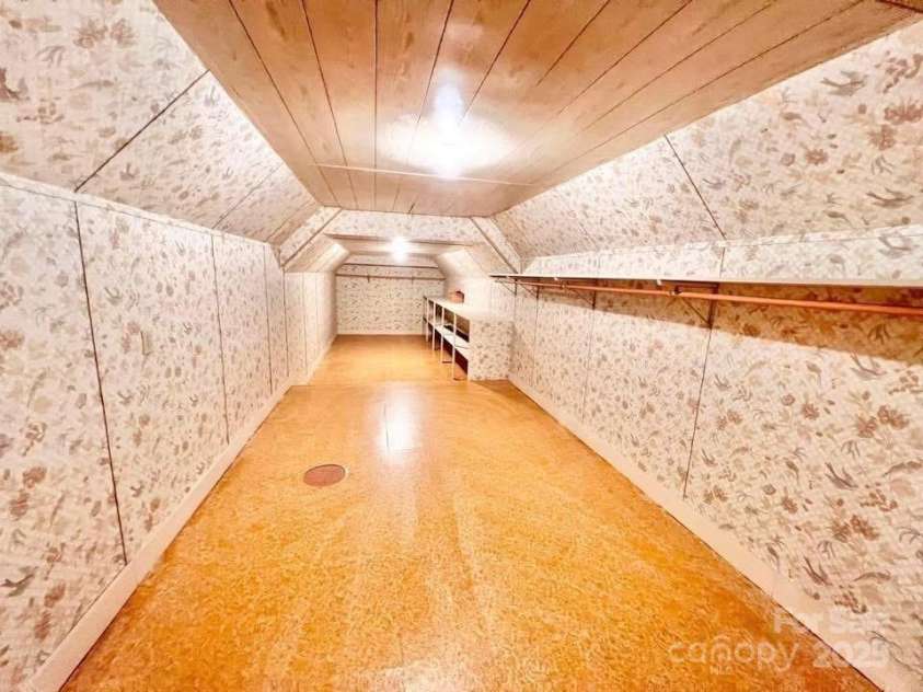 2505 Morganton Boulevard, Lenoir, NC 28645.  MLS# CAR4275893, YatesRealty ID 170. 