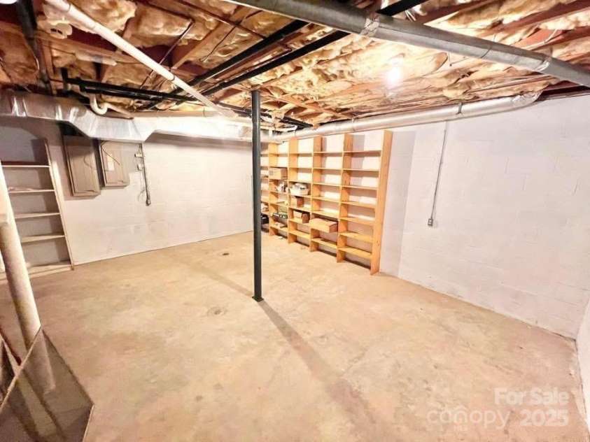 2505 Morganton Boulevard, Lenoir, NC 28645.  MLS# CAR4275893, YatesRealty ID 170. 