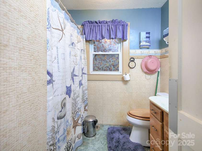 731 Center Avenue, Mooresville, NC 28115.  MLS# CAR4298739, YatesRealty ID 170. 