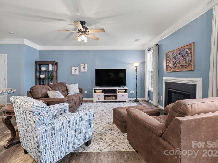 737 Centennial Street, Gastonia, NC 28056.  MLS# CAR4331145, YatesRealty ID 1700. 