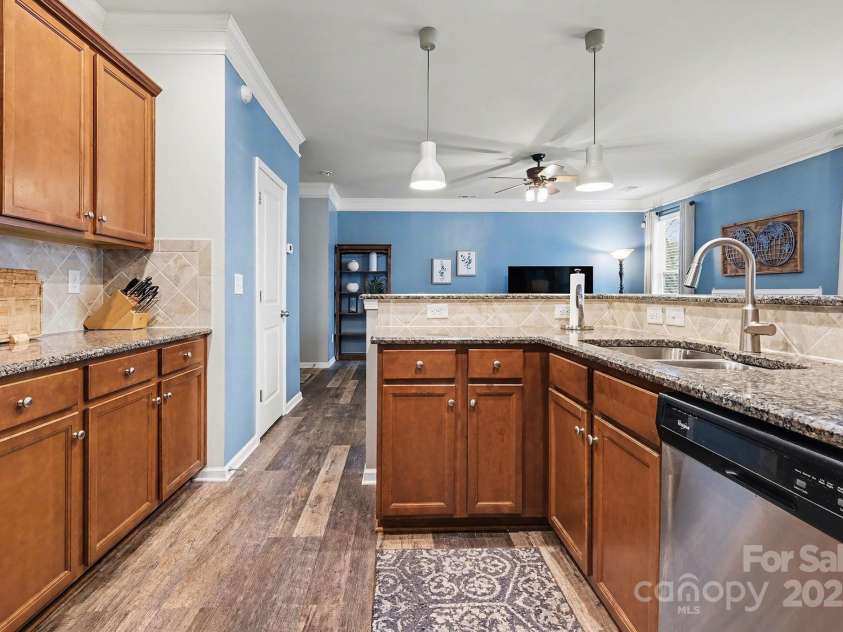 737 Centennial Street, Gastonia, NC 28056.  MLS# CAR4331145, YatesRealty ID 1700. 