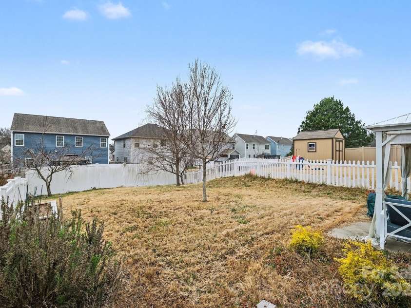 737 Centennial Street, Gastonia, NC 28056.  MLS# CAR4331145, YatesRealty ID 1700. 